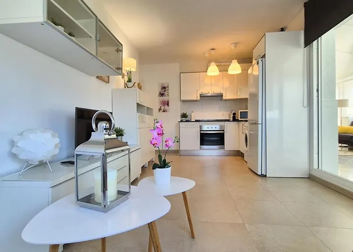 Saloutrip - Navili * סאלו